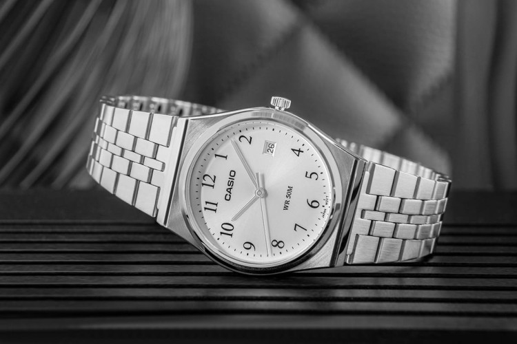 f4324b6aea08562e6b25141c21a17ab8