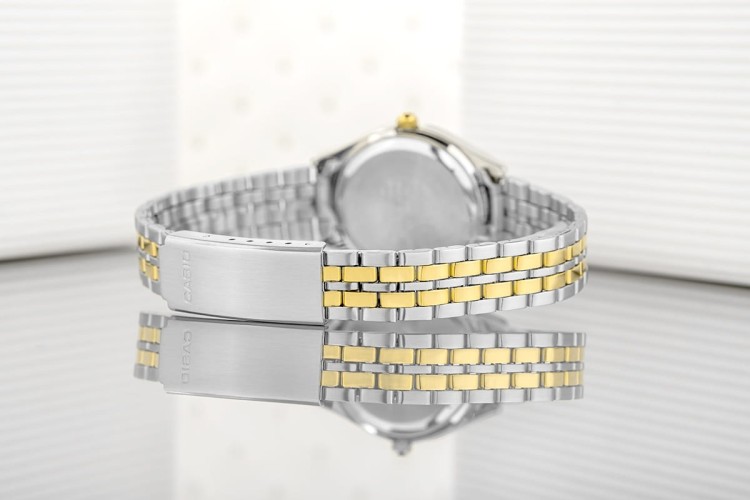 e5dbb3e06efcbb0459bacf05d242549a