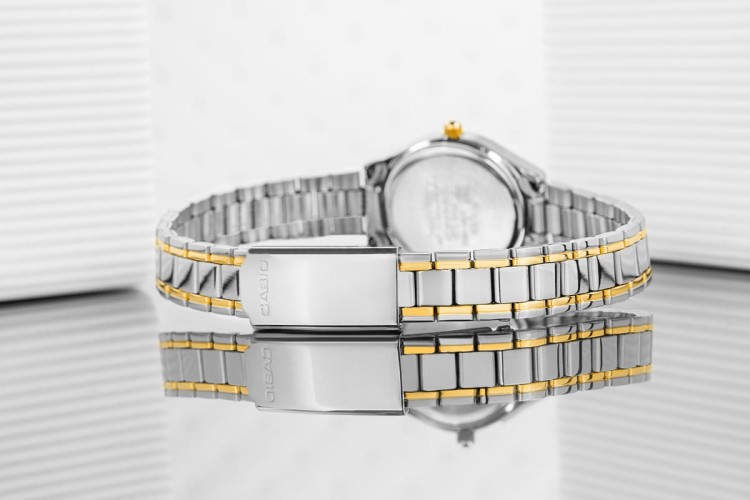 b81400042d46545988fde54c4b27d0ac