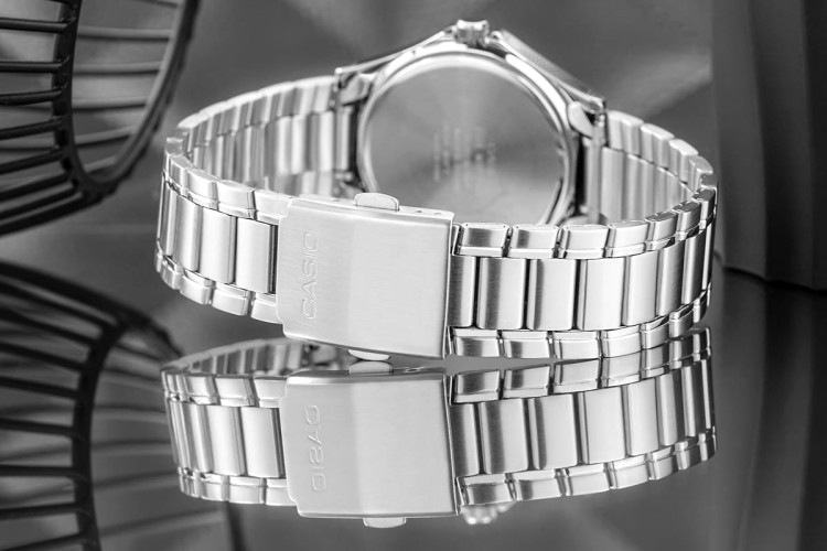 9c7bd862f49af986d87a56cc69967815