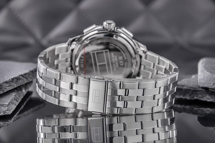 bc9db18f4bccdae9a01fbbebd78c07ba