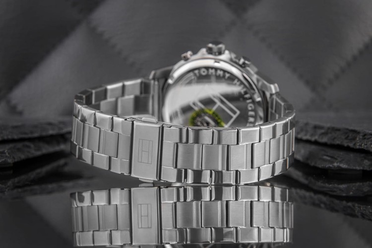 f52b9b39a4a14edcb3067734fe94943b