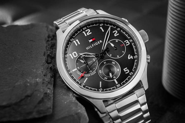 a45e352841f021c59cd21a584bd77476