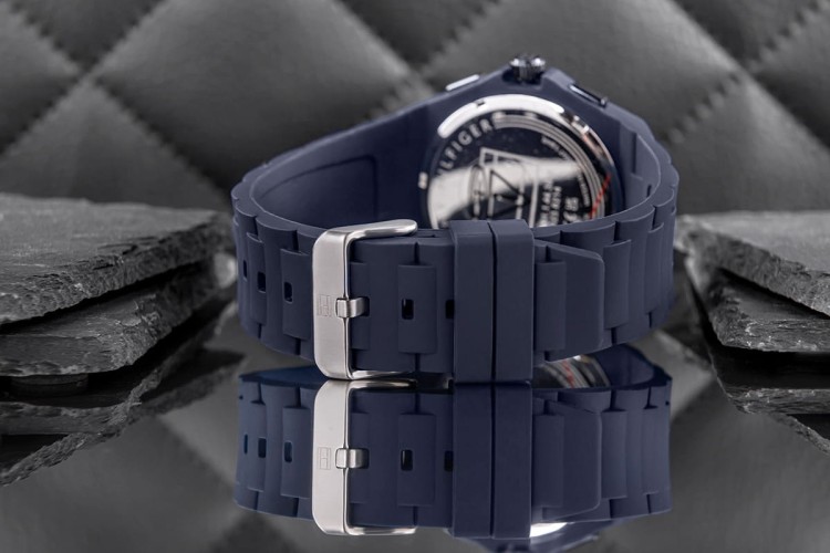 f1834b1076b6d49668b131bca2b42950